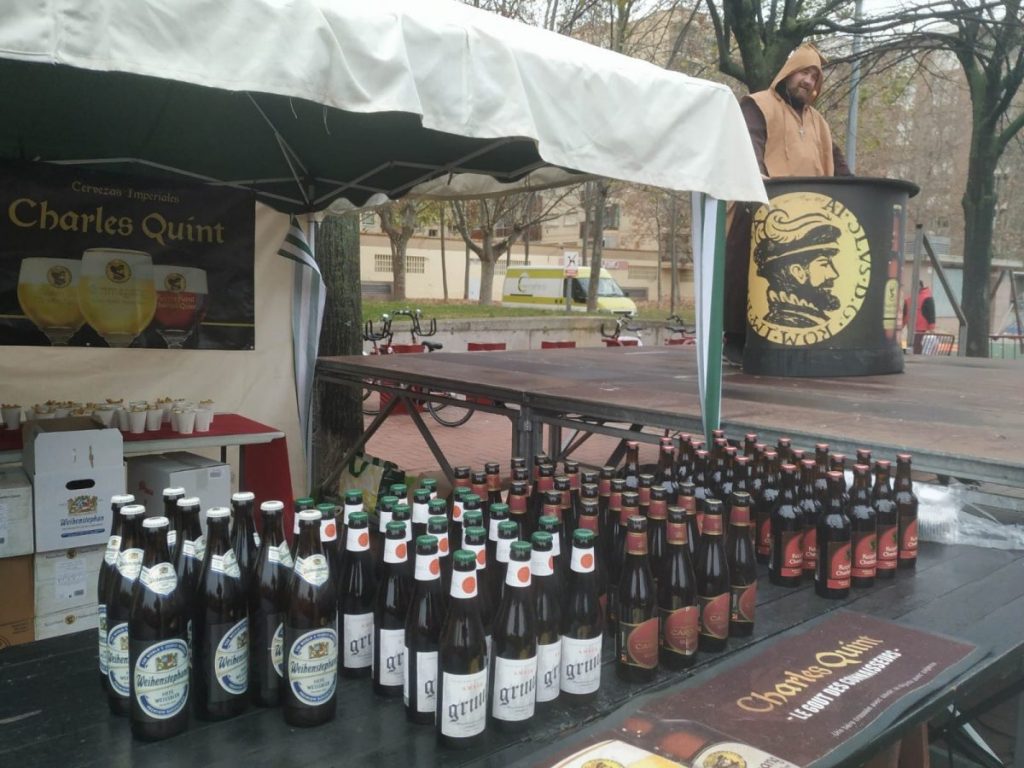 Cata de cerveza durante la jornada recreacionista Logroño en Familia